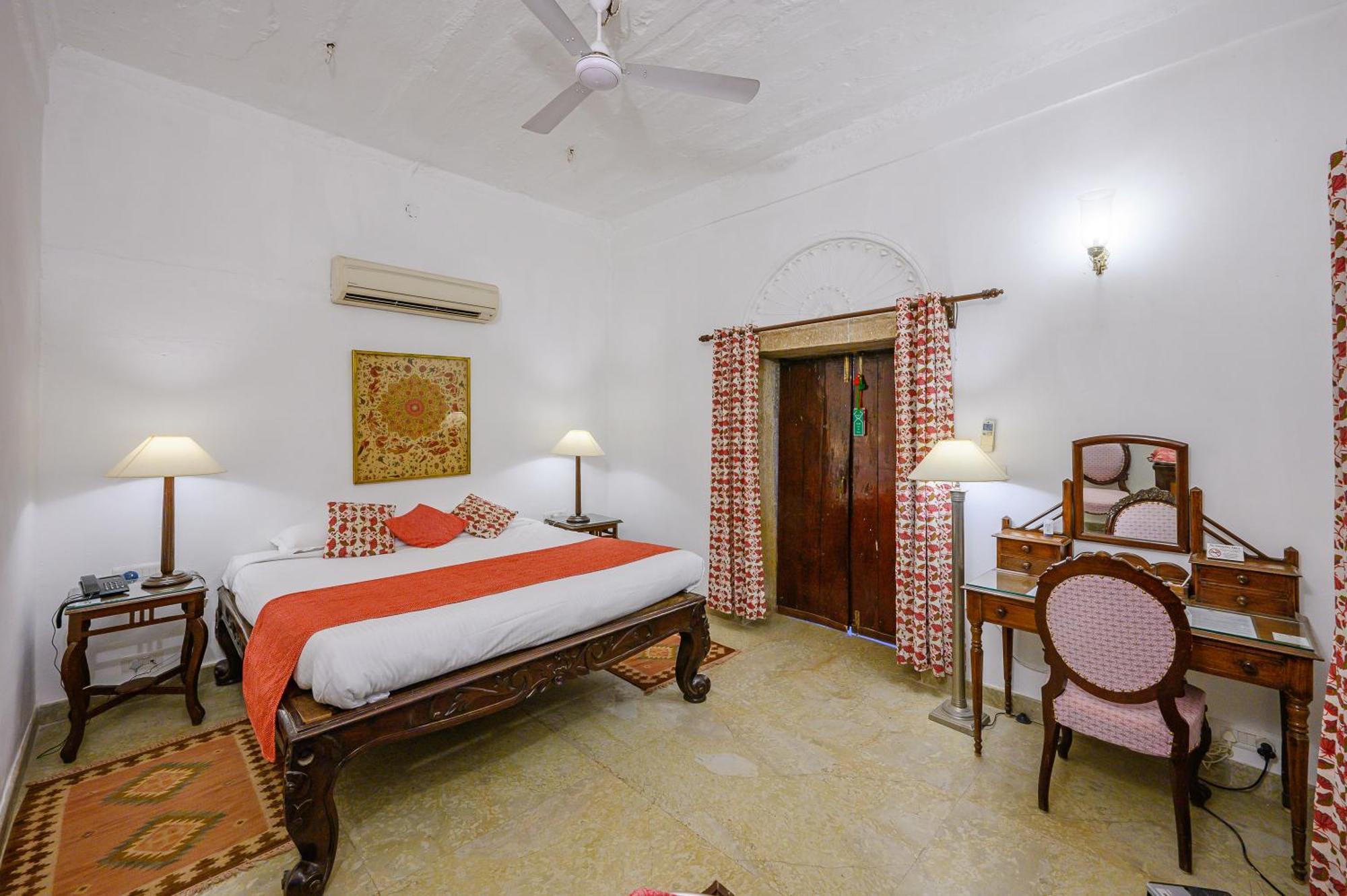 Neemrana'S - Deo Bagh Hotel Gválijar Kültér fotó