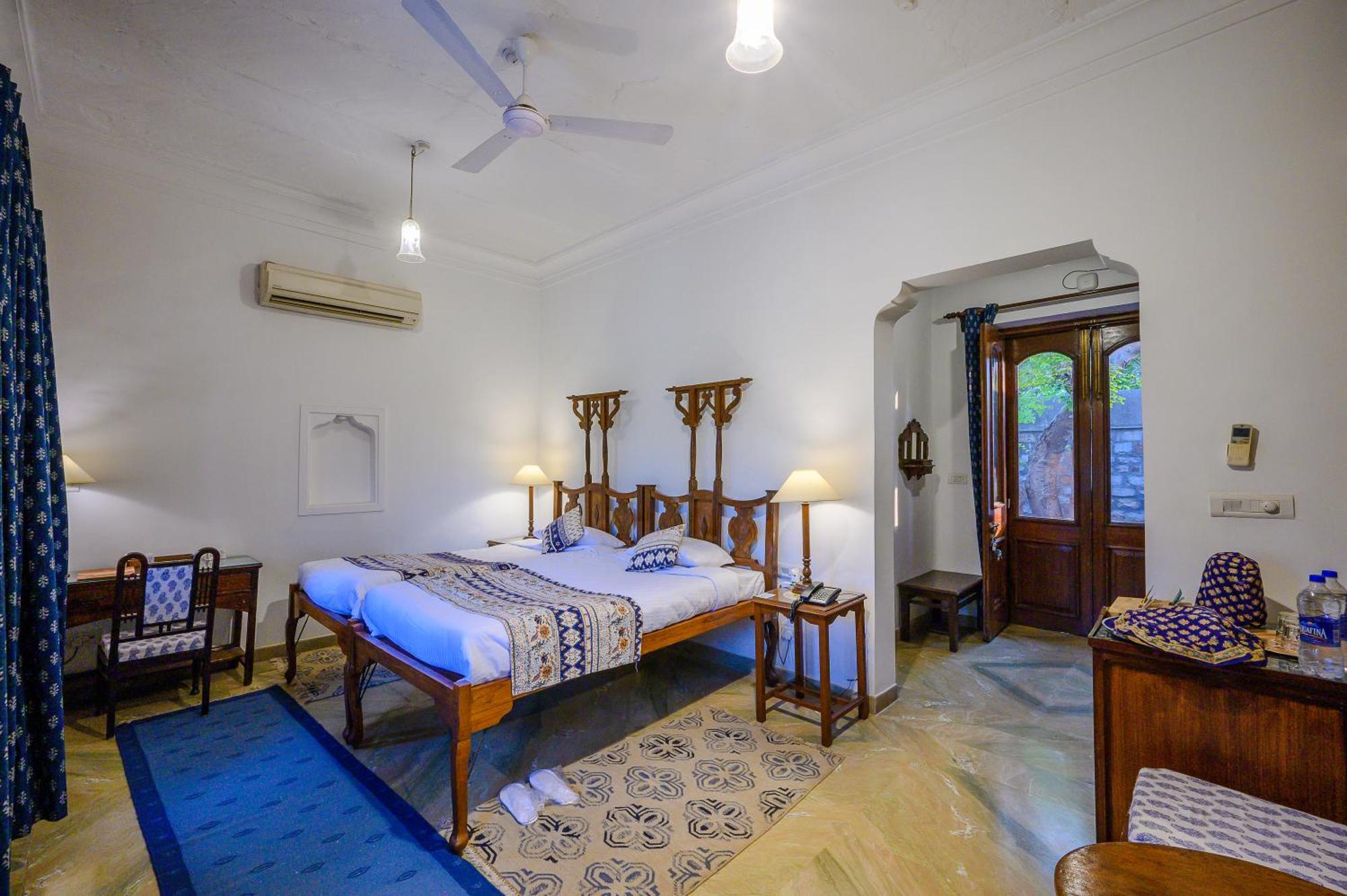 Neemrana'S - Deo Bagh Hotel Gválijar Kültér fotó